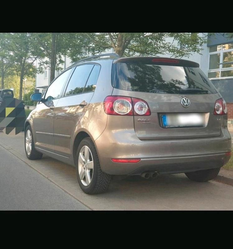 Gebraucht VW Golf VI 122 PS (89 kW) 2011 Grau Kleinwagen