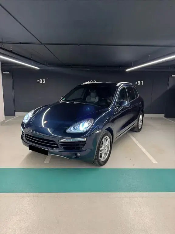 Usata Porsche Cayenne 245 CV (180 kW) 2012 Blu SUV
