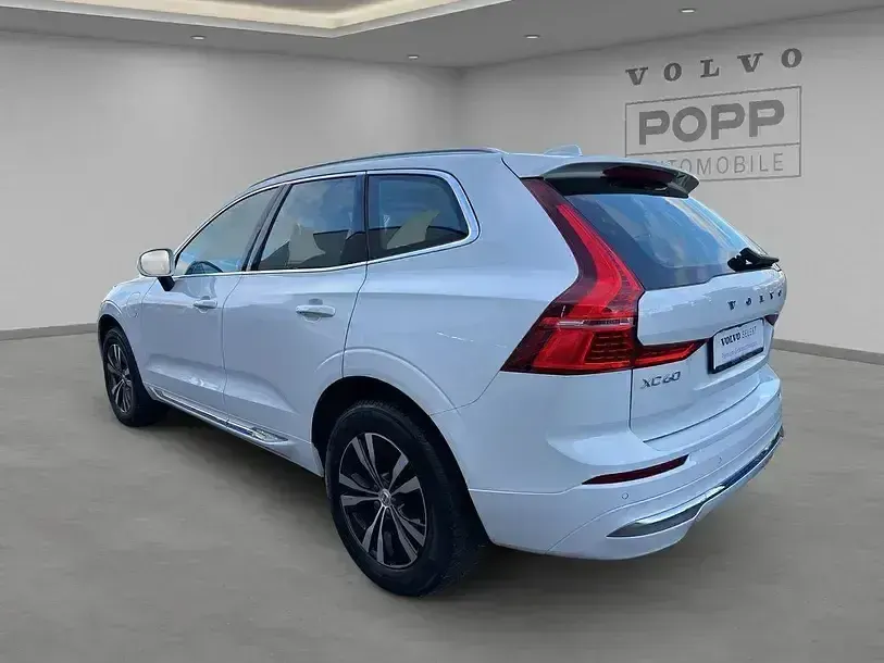 Gebraucht Volvo XC60 Inscription 398 PS (292 kW) 2022 Crystal white / metallic SUV