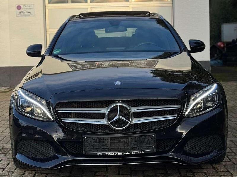Gebraucht Mercedes C250 204 PS (150 kW) 2015 Obsidianschwarz  metalliclack Kombi