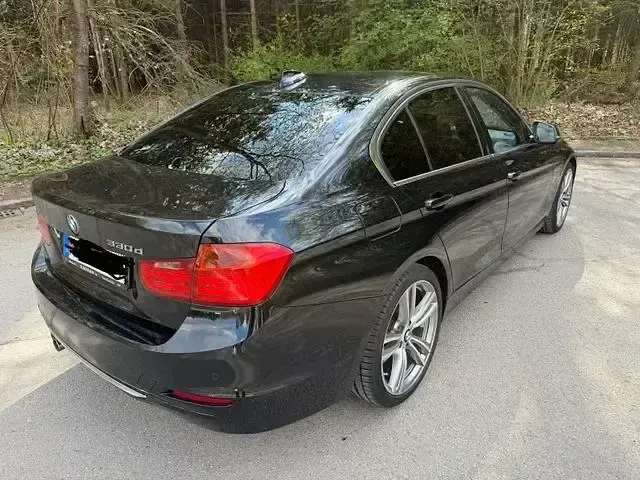 Gebraucht BMW 330 Luxury Line 258 PS (189 kW) 2015 Schwarz Limousine