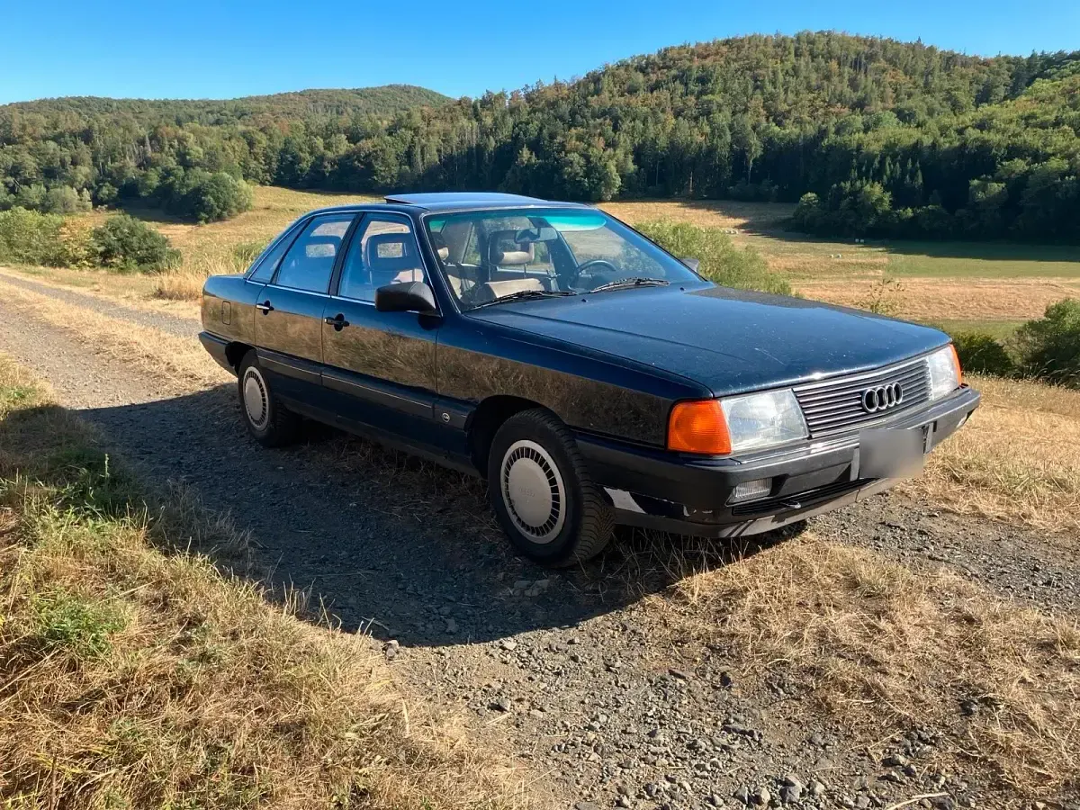 Gebraucht Audi 100 101 PS (74 kW) 1984 Blau Limousine