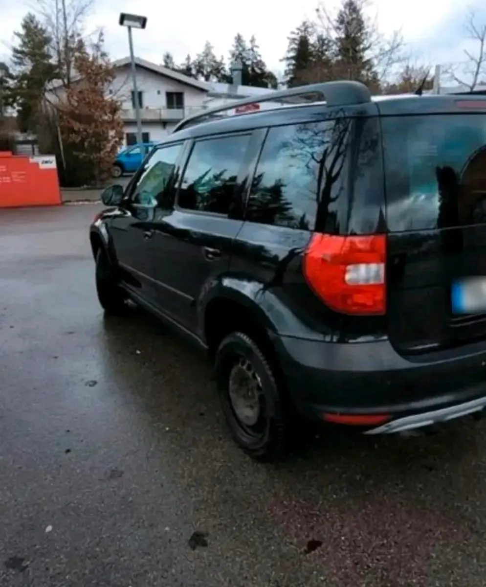 Gebraucht Skoda Yeti 140 PS (102 kW) 2011 Schwarz SUV
