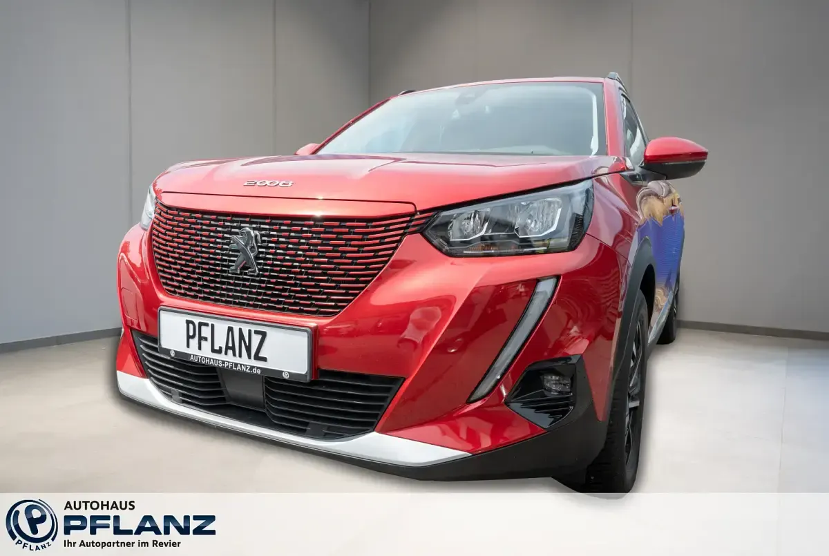 Gebraucht Peugeot e-2008 Allure 100 kW (136 PS) 2022 SUV