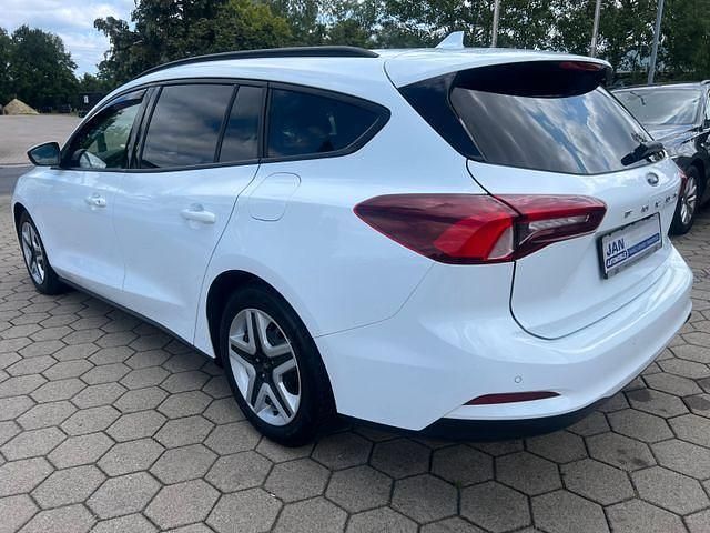 Gebraucht Ford Focus Cool & Connect 120 PS (88 kW) 2022 Weiß Kombi