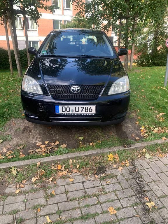 Schwarz Gebraucht 2002 Toyota Corolla Limousine | 1.600 € (Fairer Preis) - Bild 1/4