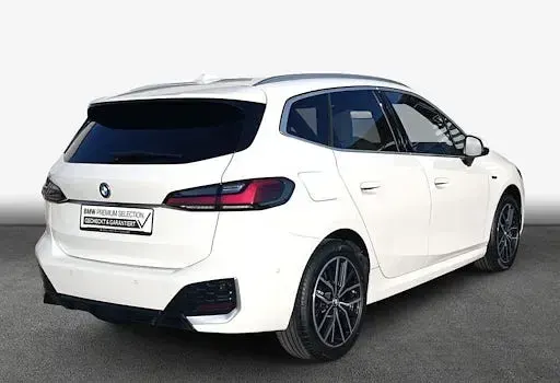 Nowe BMW 320 Performance 184 KM (135 kW) 2026 Czarny Kombi