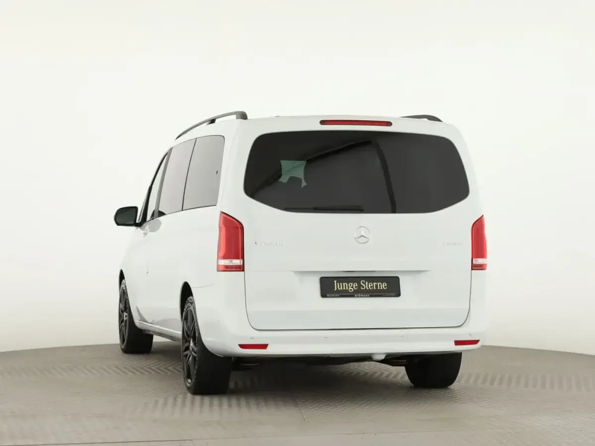 Gebraucht Mercedes V250 Edition 190 PS (139 kW) 2022 Bergkristallweiss metallic Van / Kleinbus