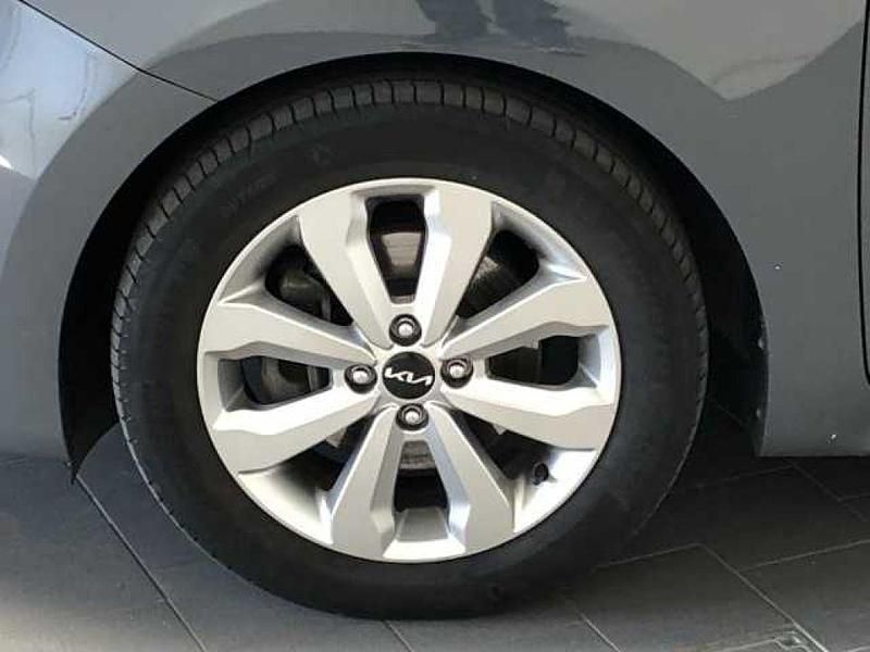 Gebraucht Kia Rio Vision 101 PS (74 kW) 2021 Perennialgrau (metallic) Limousine