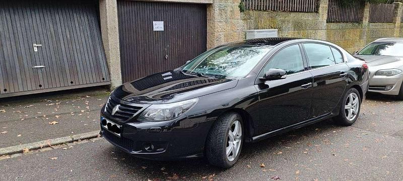 Gebraucht 2011 Renault Latitude Limousine | 5.800 € - Bild 1/4