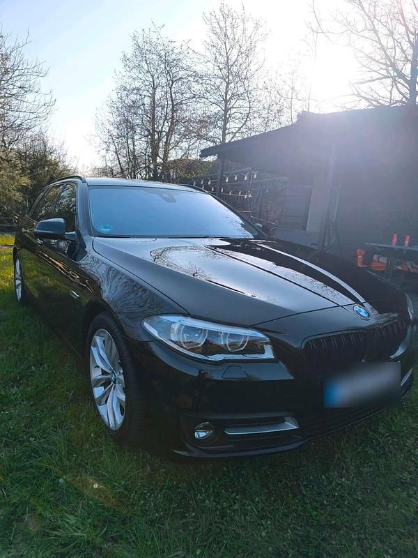 Gebraucht BMW 520 190 PS (139 kW) 2017 Schwarz Kombi