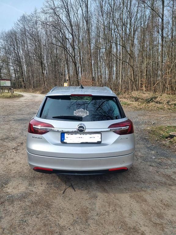 Gebraucht Opel Insignia 136 PS (100 kW) 2016 Silber Kombi