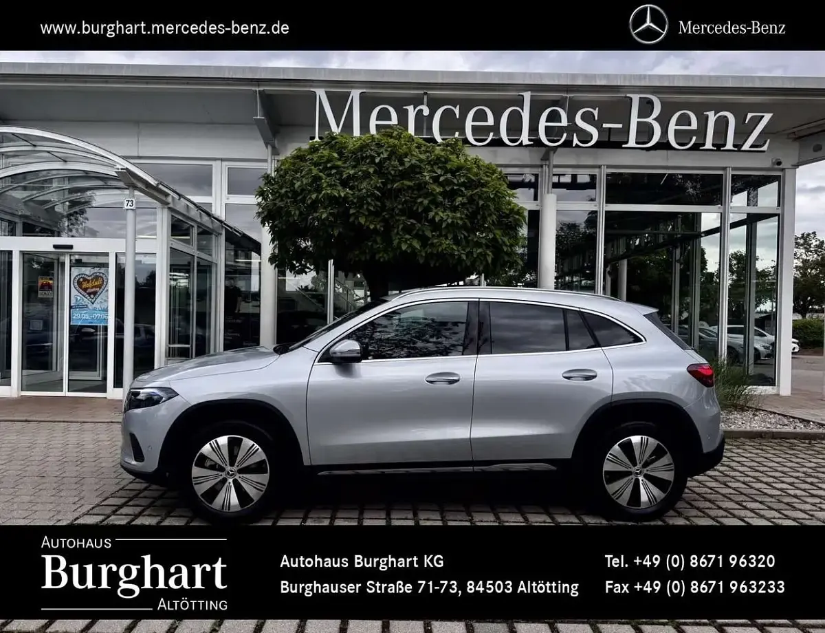 Gebraucht Mercedes EQA250+ Advanced 139 kW (190 PS) 2025 Hightechsilber SUV