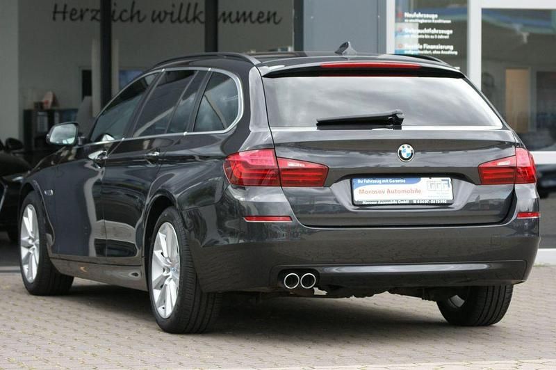 Gebraucht BMW 518 Sport Line 150 PS (110 kW) 2017 Grau Kombi