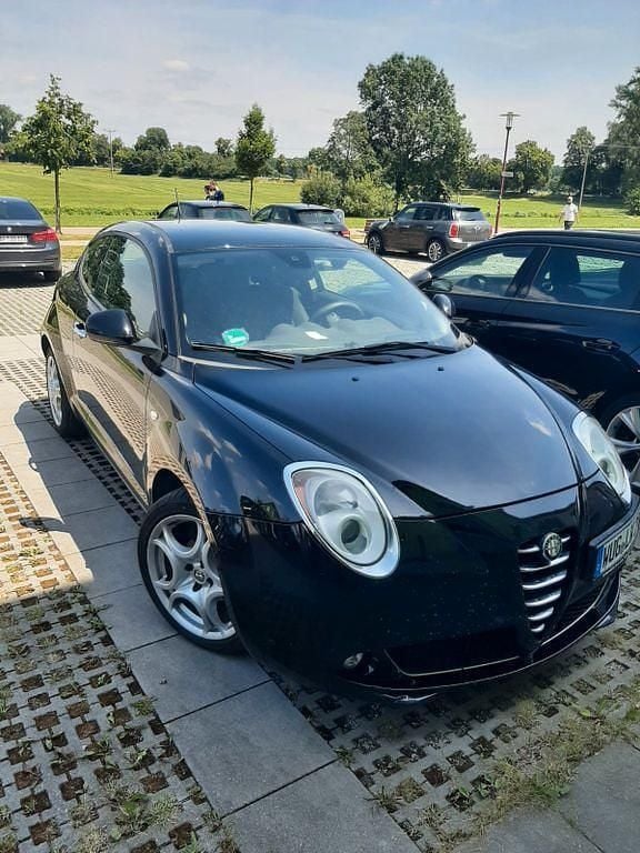 Schwarz Gebraucht 2010 Alfa Romeo MiTo Turismo Kleinwagen | 2.999 € (Fairer Preis) - Bild 1/4