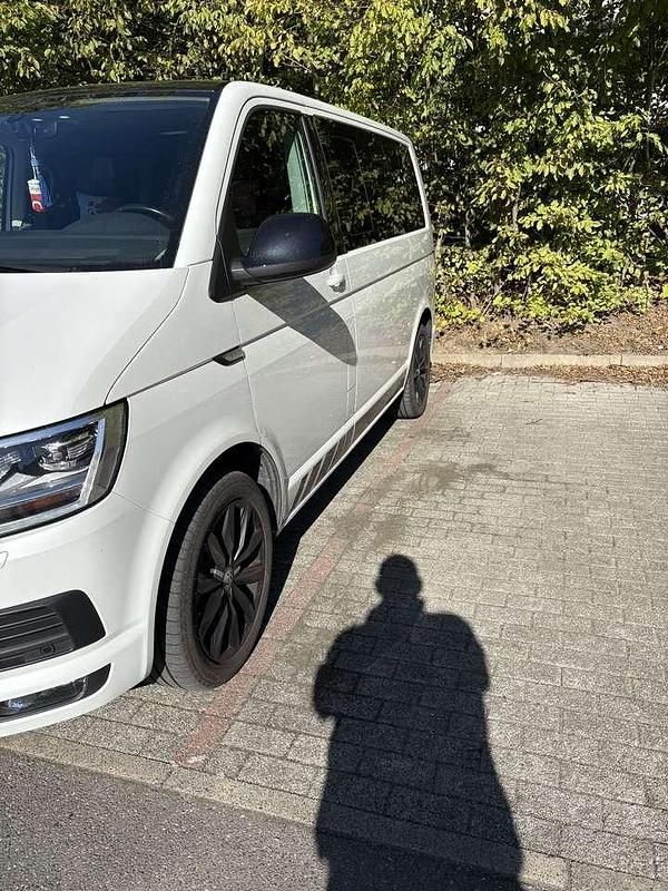 Gebraucht VW Multivan Edition 199 PS (146 kW) 2019 Van
