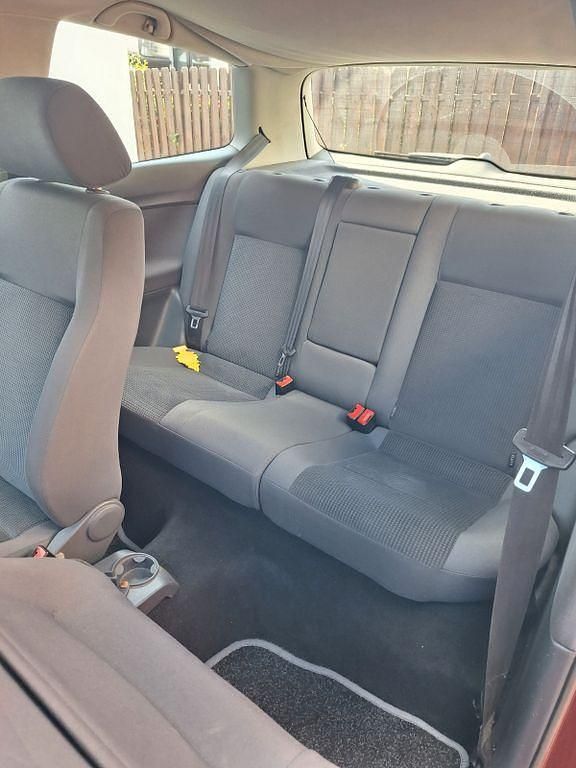 Gebraucht VW Polo 60 PS (44 kW) 2008 Rot Limousine