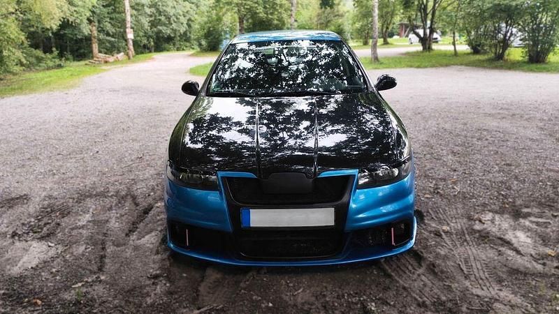 Schwarz Gebraucht 2004 Seat Leon Sport Limousine | 3.000 € (Fairer Preis) - Bild 1/4