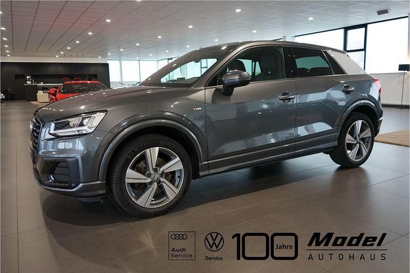 Gebraucht Audi Q2 S-Line 150 PS (110 kW) 2018 Grau SUV