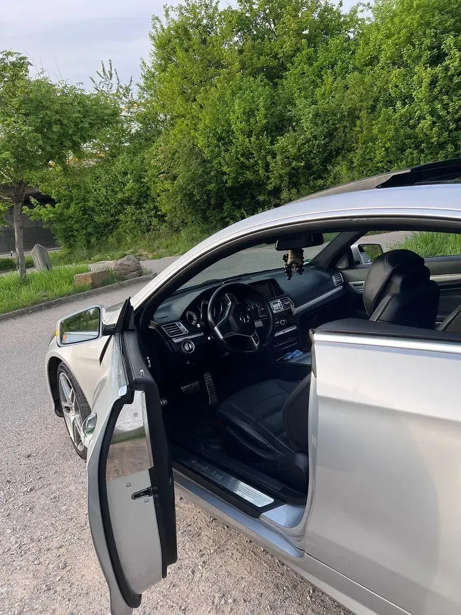 Gebraucht Mercedes E500 408 PS (300 kW) 2013 Grau Coupé