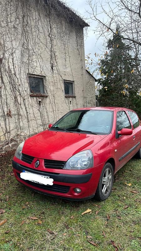 Rot Gebraucht 2005 Renault Clio II Kleinwagen | 850 € (Superpreis) - Bild 1/4