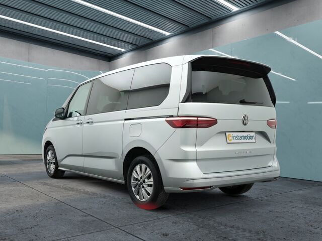 Gebraucht VW Multivan Life 150 PS (110 kW) 2024 Silber Van / Kleinbus