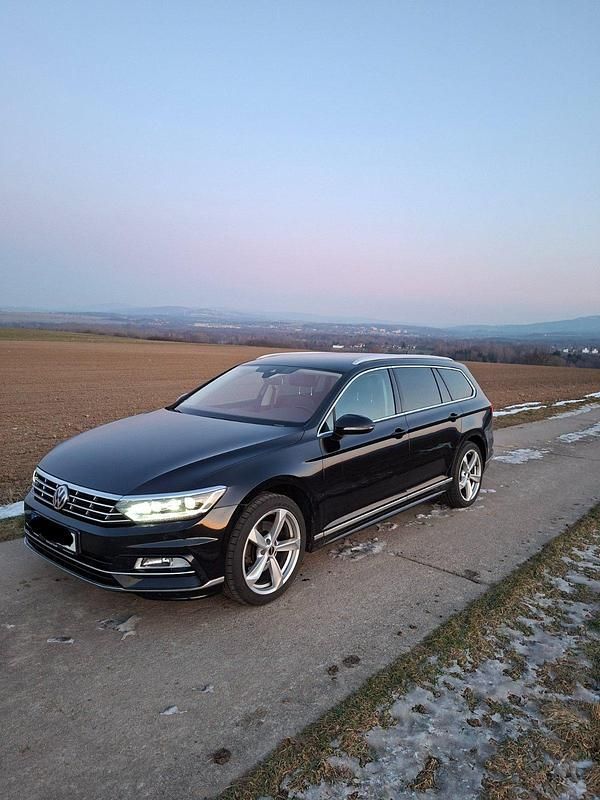 Gebraucht VW Passat R-line 190 PS (139 kW) 2015 Schwarz Limousine