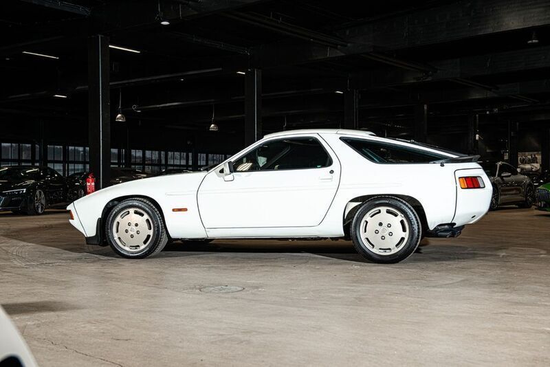 Gebraucht Porsche 928 310 PS (228 kW) 1984 Weiß Coupé