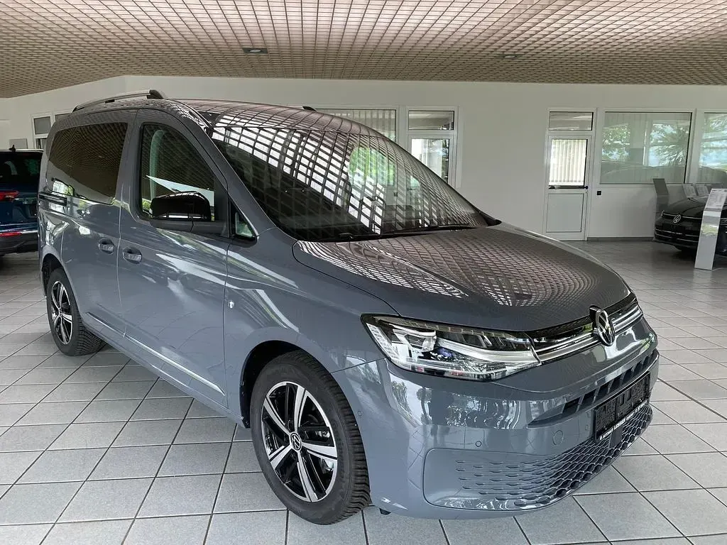 Neu VW Caddy Style 116 PS (85 kW) 2026 Pure grey Van / Kleinbus