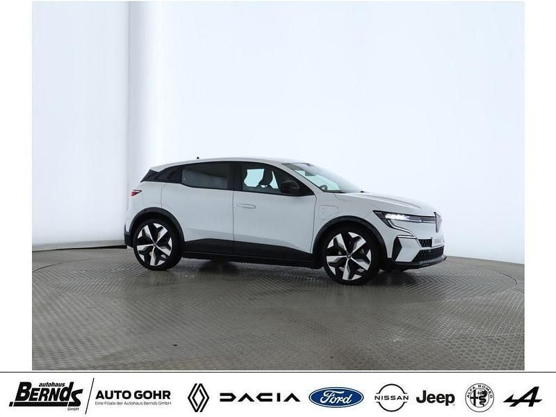 Gebraucht Renault Mégane Equilibre 96 kW (131 PS) 2022 Weiß Limousine