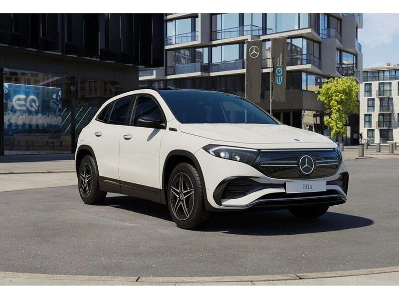 Gebraucht Mercedes EQA250 AMG 139 kW (190 PS) 2022 Unilack polarweiß SUV