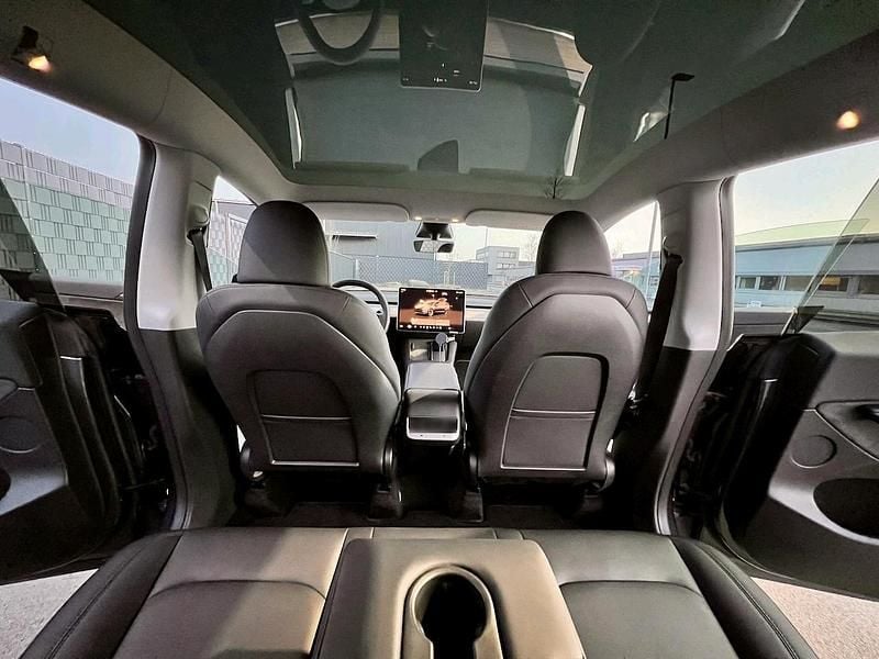 Gebraucht Tesla Model Y RWD 219 kW (299 PS) 2023 Grau SUV