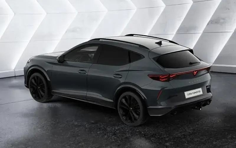 Ny Cupra Formentor VZ 265 HK (194 kW) 2026 Blå SUV