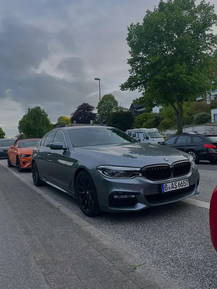 Gebraucht BMW 530 Luxury Line 265 PS (194 kW) 2017 Limousine