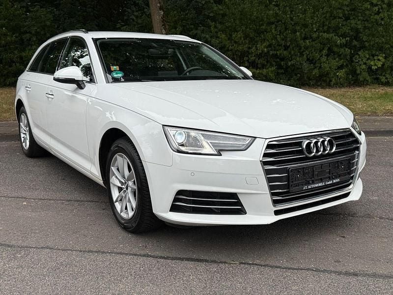 Ibisweiss Gebraucht 2016 Audi A4 Design Kombi | 15.999 € (Fairer Preis) - Bild 1/4