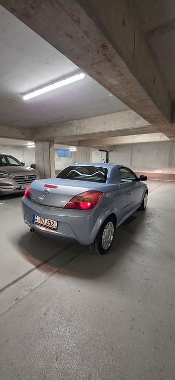 Gebraucht Opel Tigra Enjoy 125 PS (91 kW) 2007 Blau Cabrio