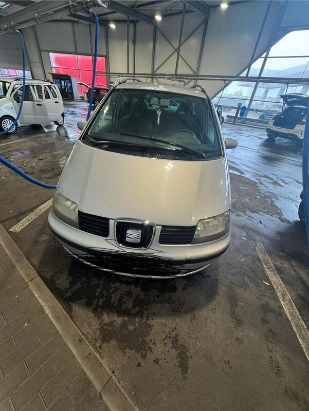 Gebraucht 2003 Seat Alhambra Van / Kleinbus | 700 € (Superpreis) - Bild 1/4