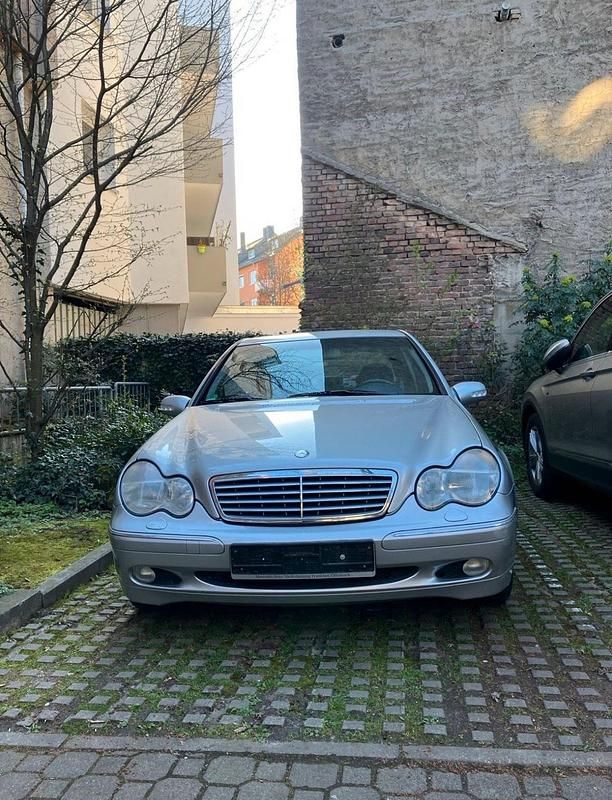 Gebraucht Mercedes C240 170 PS (125 kW) 2001 Grau Limousine