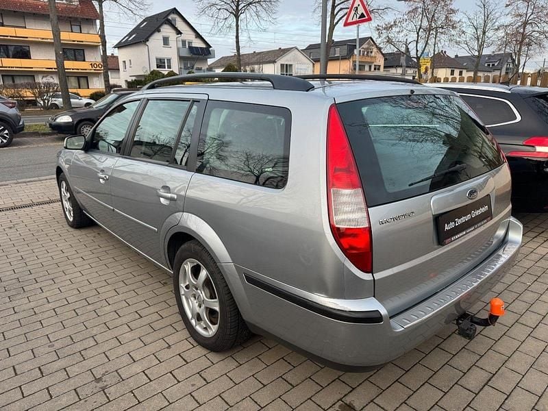 Gebraucht Ford Mondeo Futura 110 PS (80 kW) 2006 Silber Kombi