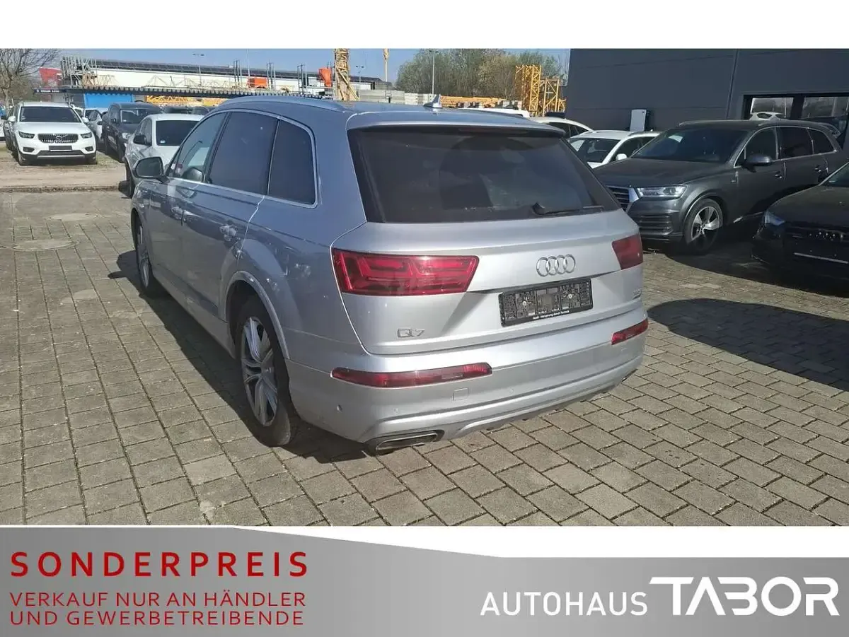 Gebraucht Audi Q7 333 PS (244 kW) 2016 Florettsilber SUV