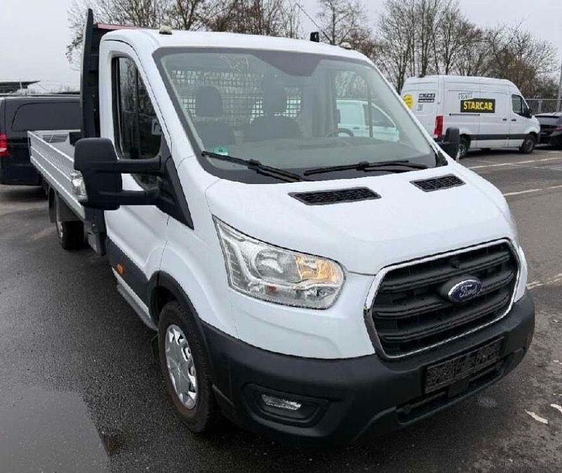 Gebraucht Ford Transit Trend 131 PS (96 kW) 2020 Weiß Van / Kleinbus