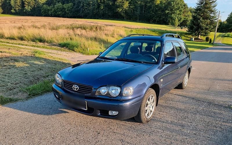 Blau Gebraucht 2000 Toyota Corolla Kombi | 2.200 € (Fairer Preis) - Bild 1/4