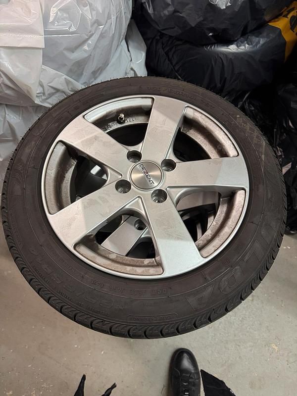 Gebraucht Mitsubishi Space Star 69 PS (50 kW) 2015 Weiß Kleinwagen