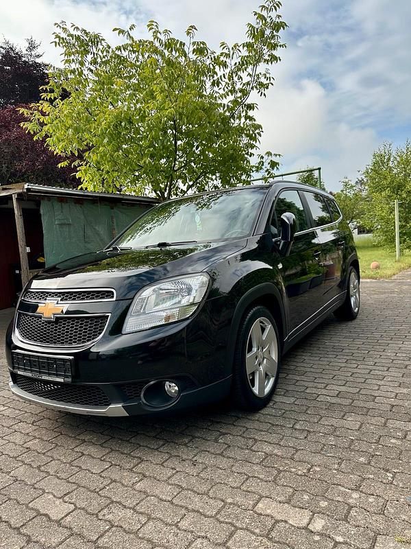 Schwarz Gebraucht 2013 Chevrolet Orlando LTZ Kombi | 8.500 € (Etwas zu teuer) - Bild 1/4