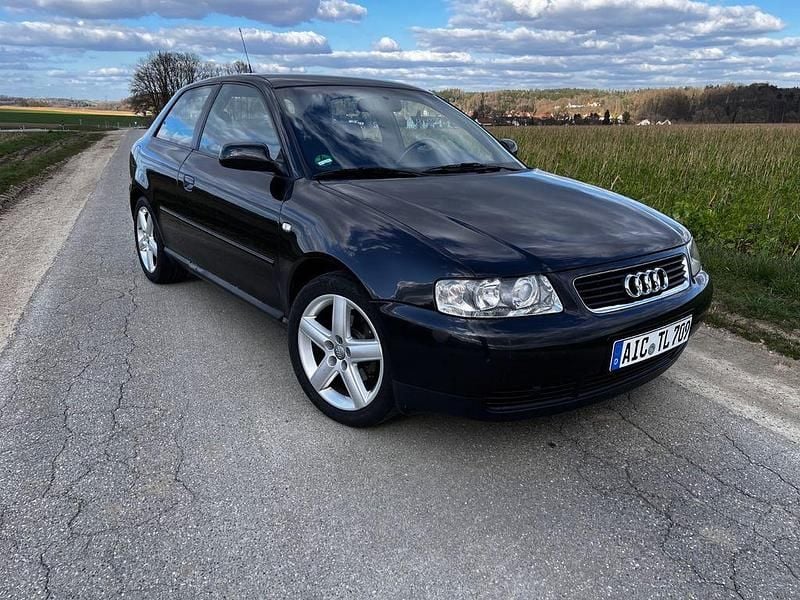 Gebraucht Audi A3 Sport 101 PS (74 kW) 2001 Schwarz Kleinwagen
