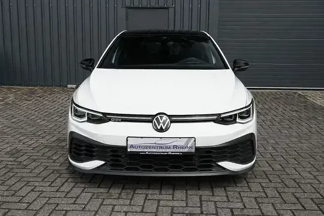 Gebraucht VW Golf VII GTI 301 PS (221 kW) 2021 Weiß Kleinwagen