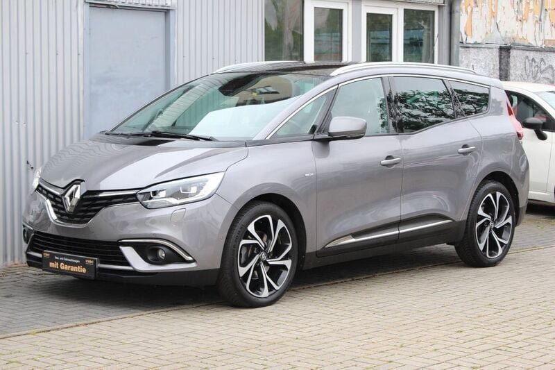 Grau Gebraucht 2017 Renault Scénic IV Bose Edition Van / Kleinbus | 11.980 € (Etwas zu teuer) - Bild 1/4