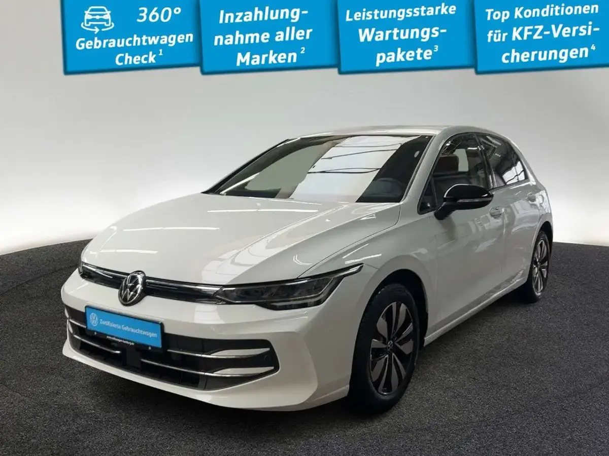 Gebraucht VW Golf VIII Goal 150 PS (110 kW) 2024 Pure white Limousine