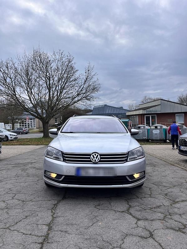 Gebraucht VW Passat 2013 Silber Kombi