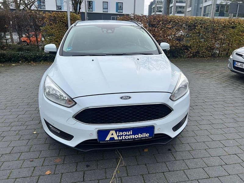 Gebraucht Ford Focus Business Edition 150 PS (110 kW) 2017 Weiß Kombi